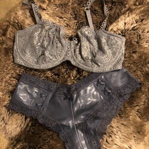 Victoria’s Secret Bra & Panty Set